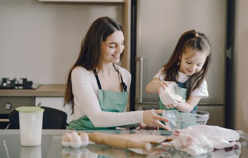 漫字取名女孩名字寓意 漫和什么字组合更搭配